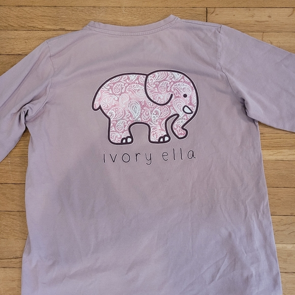 ivory ella Tops - Ivory Ella Long sleeve t-shirt Size M